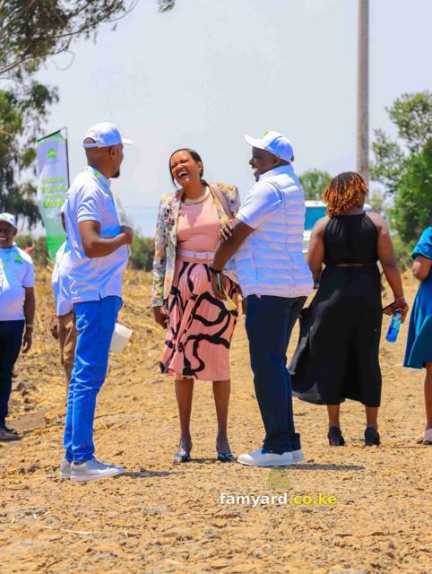 Chaka Lane 15 Famyard Estate Launch – photo 33